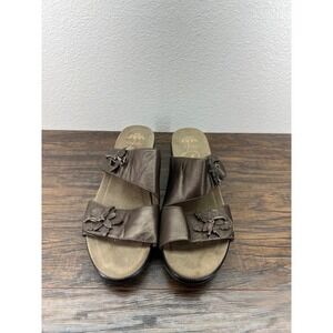 Dansko Floral Applique Bronze Genuine Leather Double Strap‎ Comfort Sandals